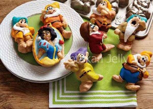 Cetakan Silikon Kue Puding Snow White & 7 Dwarf