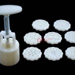 CJ Cetakan Moon Cake Bulat 50 gr 8 Set